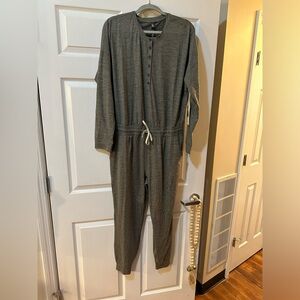 NWT Vuori Jumpsuit